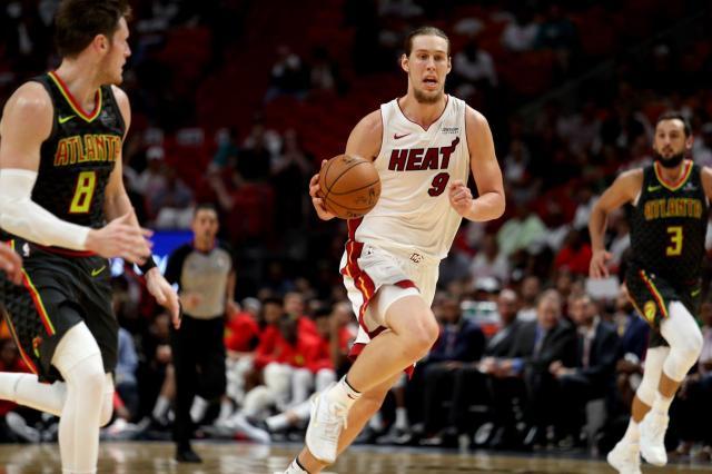 云开体育-【3.19流言汇总】火箭索要勇士怀斯曼 洛里将留队