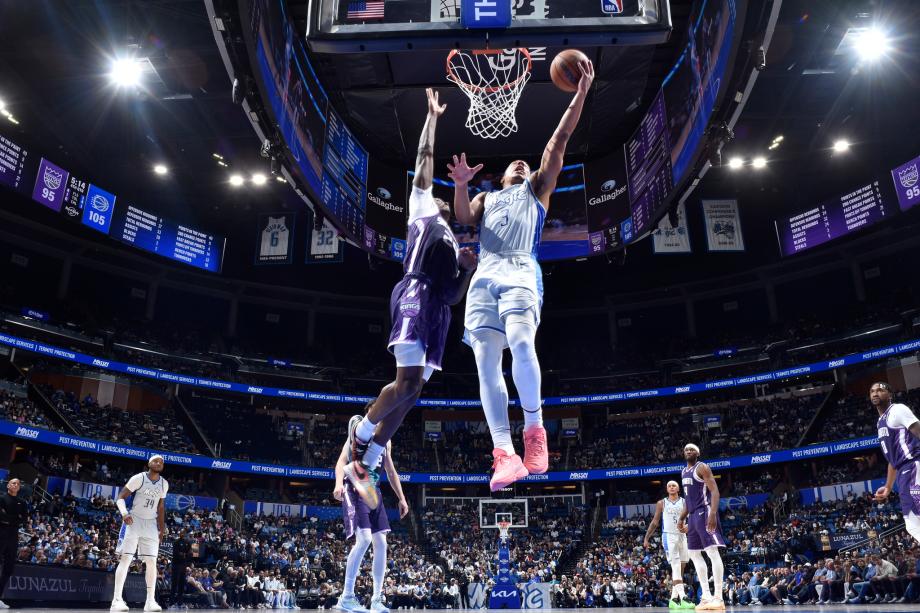 云开体育官网-班凯罗30+9+7德罗赞31+11 魔术主场力克国王